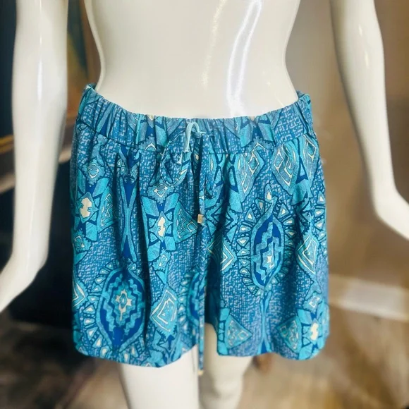 Forever21 Print Drawstring Shorts - Picture 1 of 8